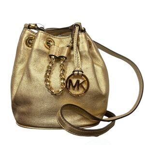 Michael Kors Frankie Drawstring Crossbody Bag Gold NWOT Chain Strap
